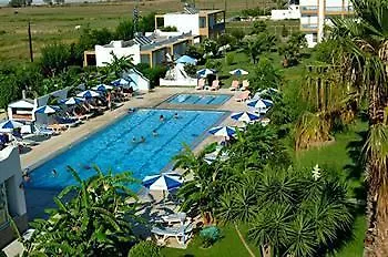 Giakalis Lägenhetshotell 3*
