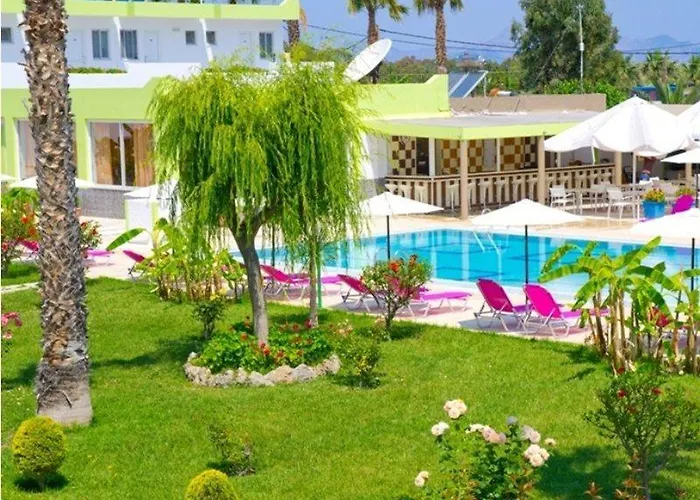 Giakalis 3* Marmári