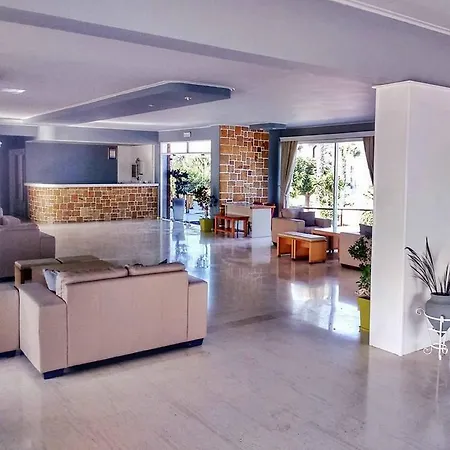 Hotel apartamentowy Giakalis