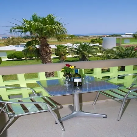 Giakalis Hotel apartamentowy Marmari (Kos)