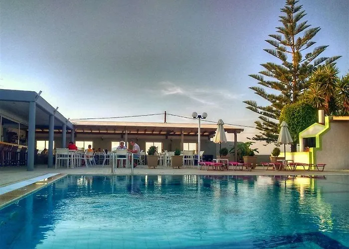 Giakalis 3* مارماري