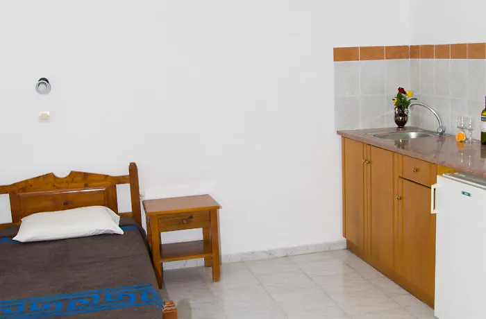 Giakalis شقة فندقية 3*